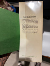 Load image into Gallery viewer, Fantastic Mr. Fox by Roald Dahl (1st edition)
