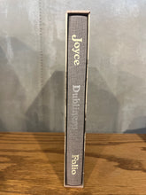 Load image into Gallery viewer, Dubliners, by James Joyce (Folio)

