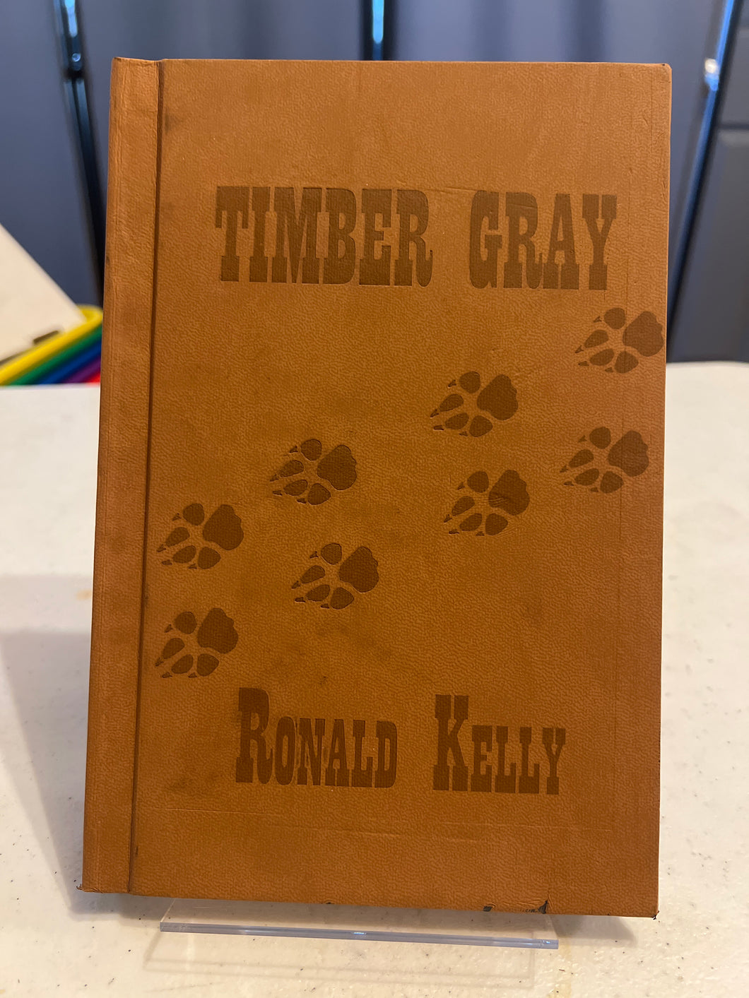 Timber Gray, by Ronald Kelly (Signed)