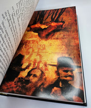 Load image into Gallery viewer, The Dark Tower IV: Wizard and Glass by Stephen King 1st edition
