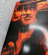 Load image into Gallery viewer, The Dark Tower IV: Wizard and Glass by Stephen King 1st edition
