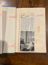 Load image into Gallery viewer, The Old Man And The Sea, by Ernest Hemingway
