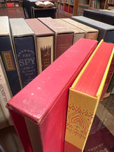 Load image into Gallery viewer, Bhagavad Hita, The Song Celestial (Heritage Press)

