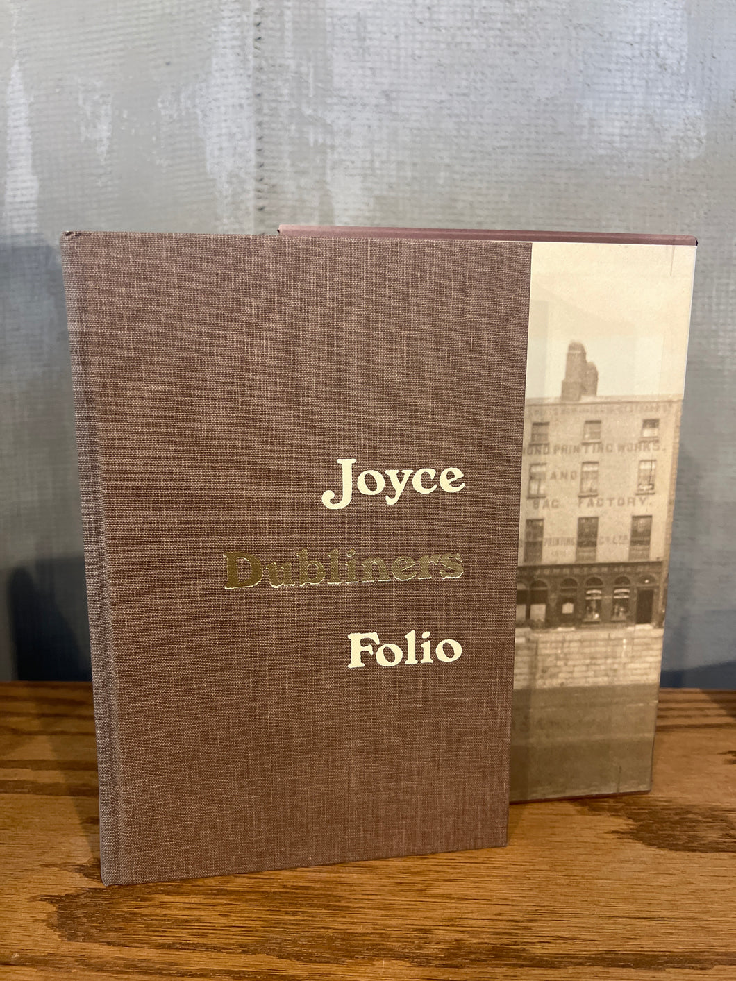 Dubliners, by James Joyce (Folio)