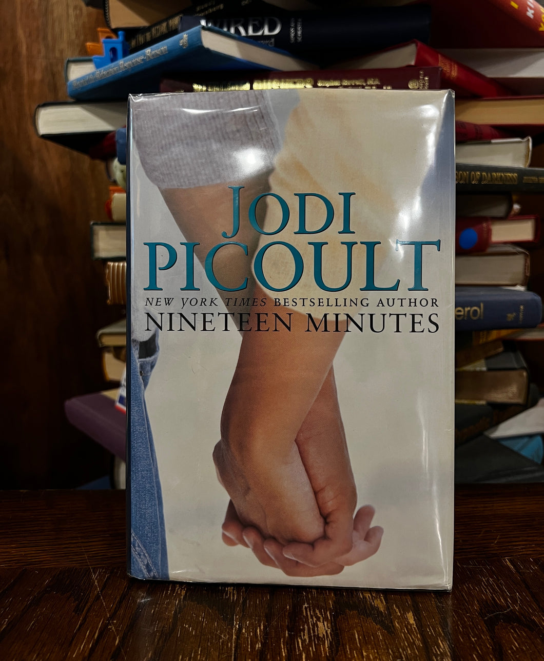 Nineteen Minutes, by Jodi Picoult (First Edition)