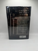 Load image into Gallery viewer, The Ocean At The End Of The Lane by Neil Gaiman (1st edition)
